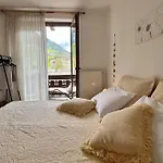 Enzian 6 Apartment